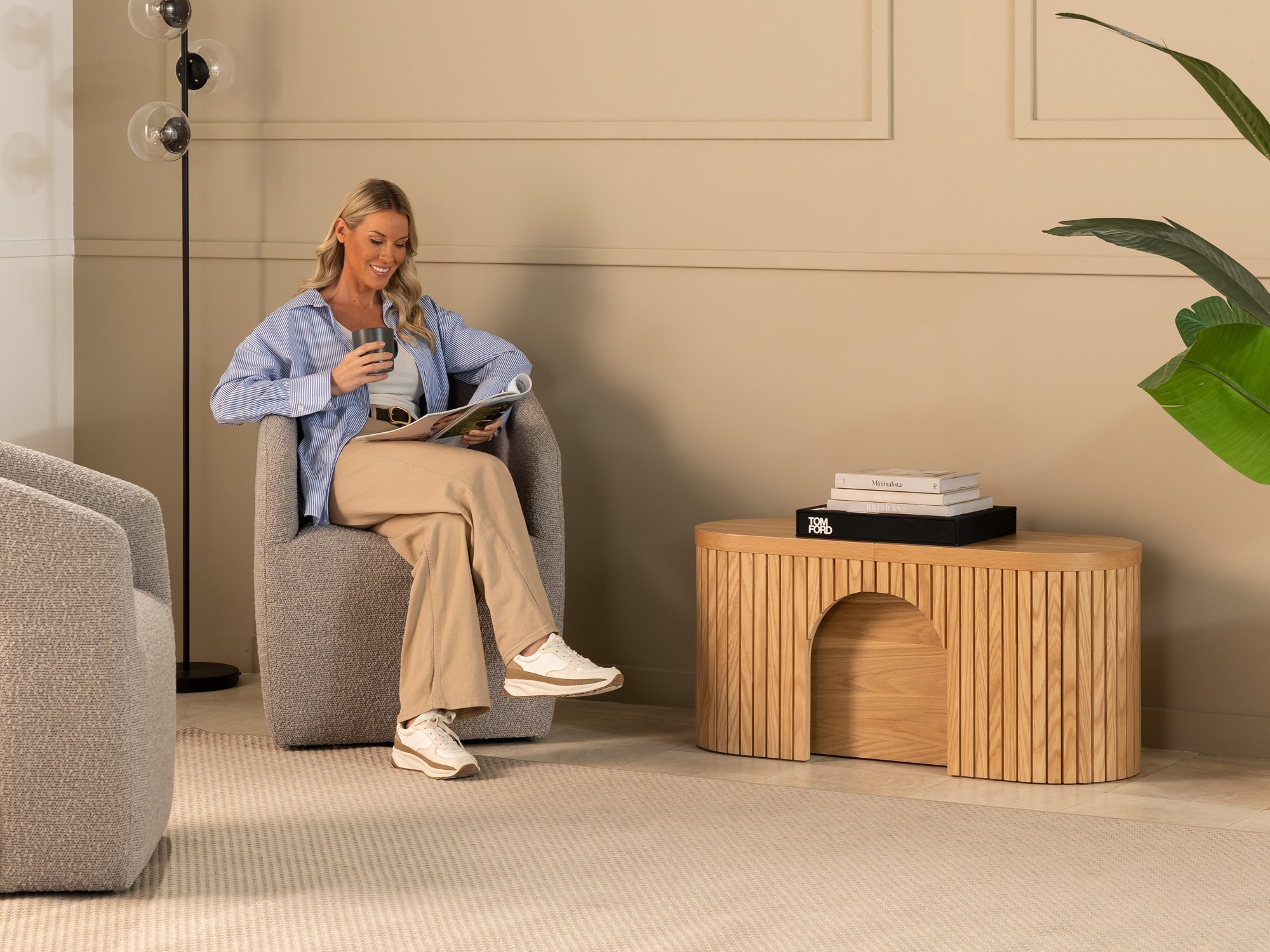 Banc extensible courbé pour table ronde, jusqu’à 4 places, chêne scandinave — vue 9