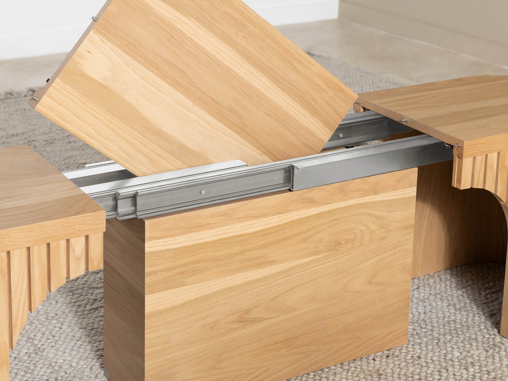 Banc extensible courbé pour table ronde, jusqu’à 4 places, chêne scandinave — vue 12