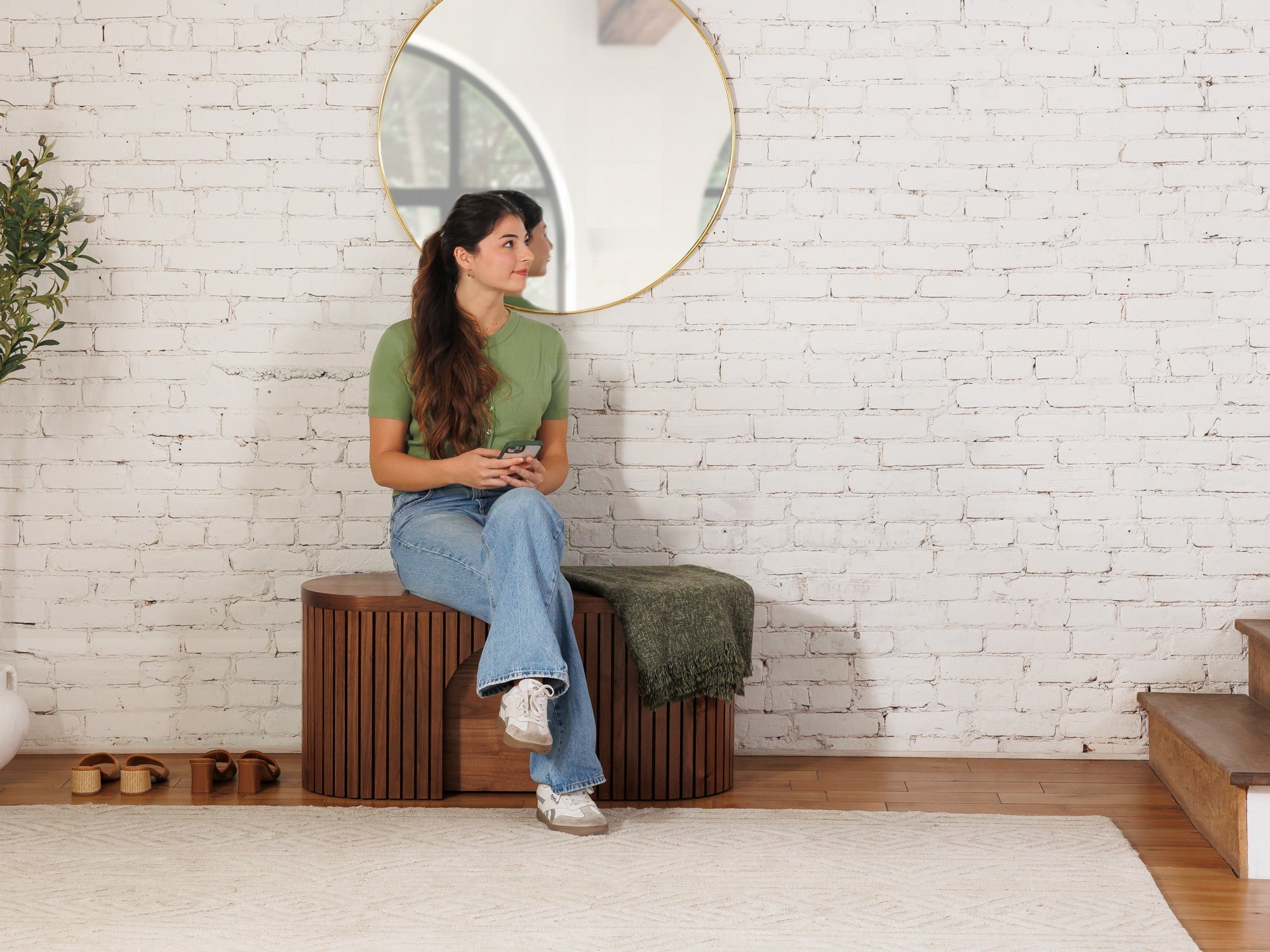Banc extensible courbé pour table ronde, jusqu’à 4 places, noyer brun — vue 6