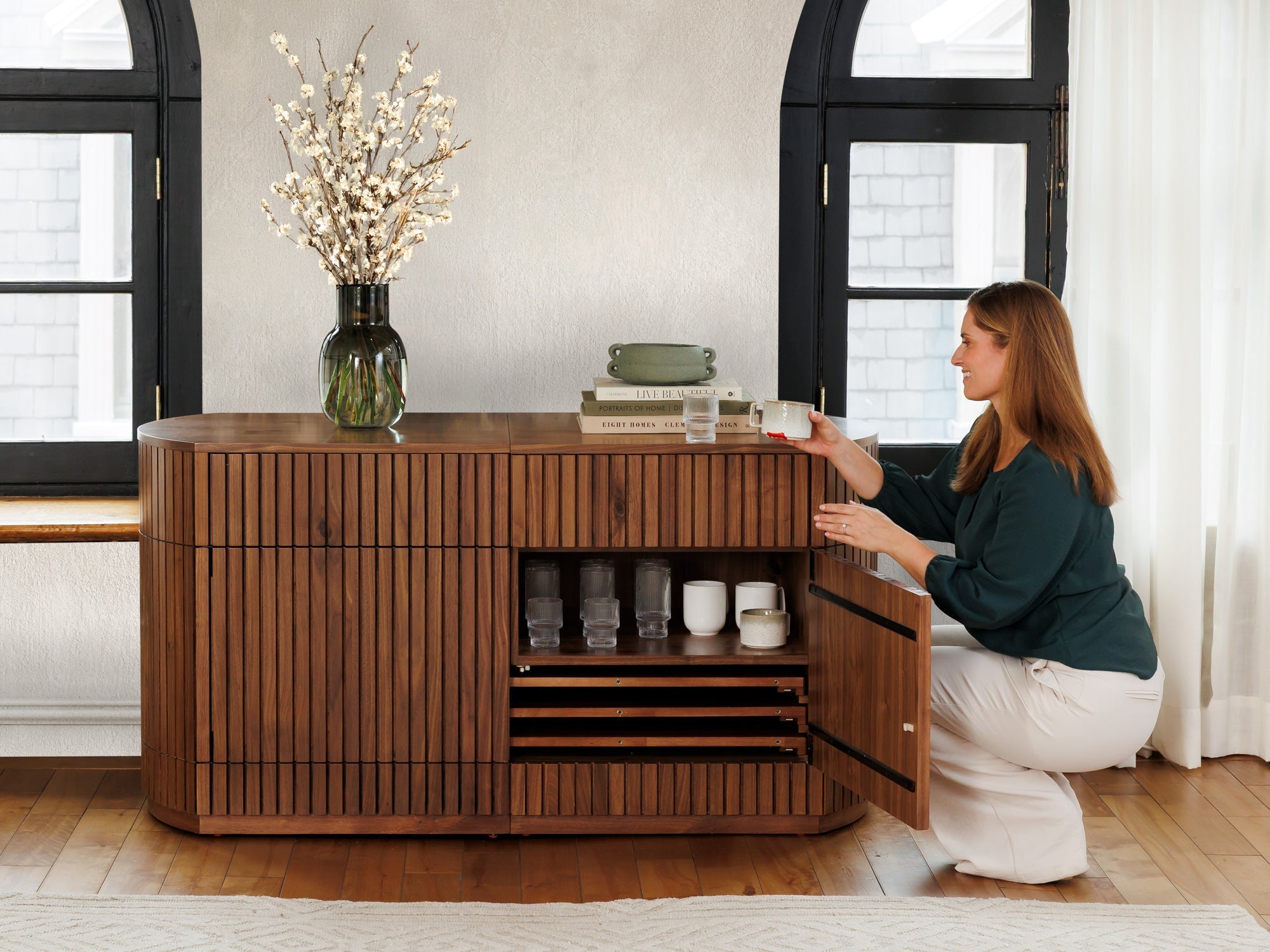 Buffet arrondi avec rangement intégré, noyer brun — vue 12