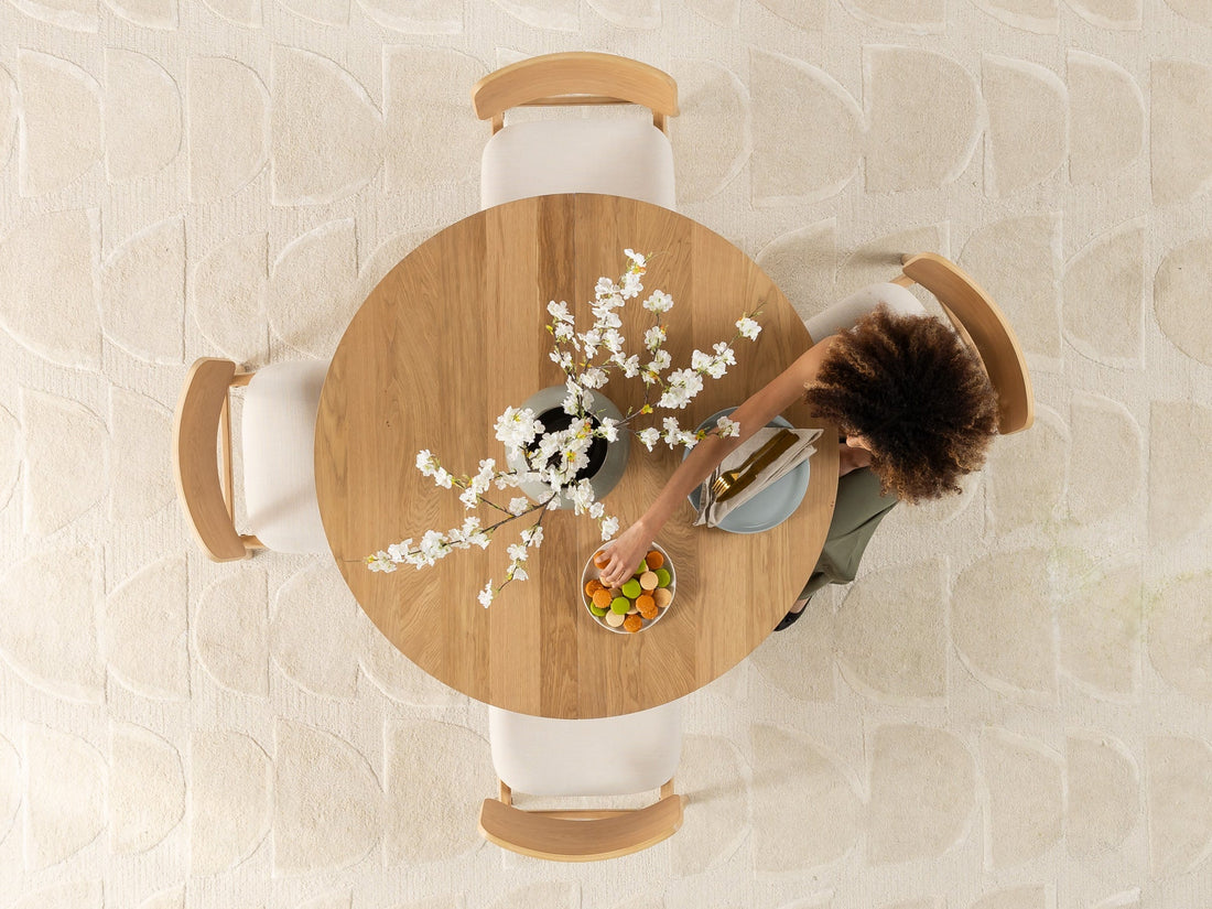 Chaise de salle à manger à dossier enveloppant, chêne scandinave — vue 10