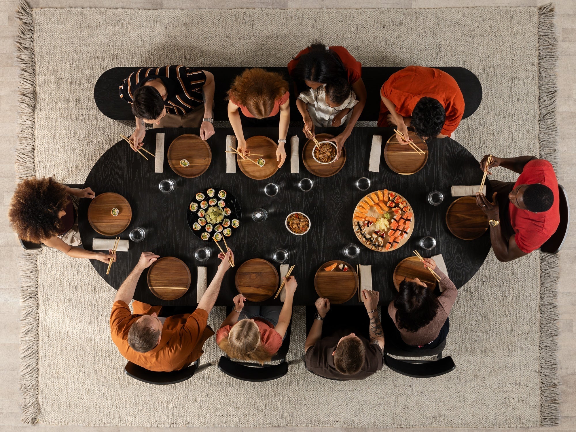 Table ronde extensible en bois, ovale jusqu’à 10 personnes, hickory fumé — vue 15